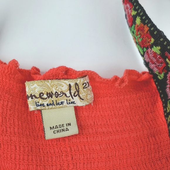 One World Off Shoulder Top - Picture 3 of 4